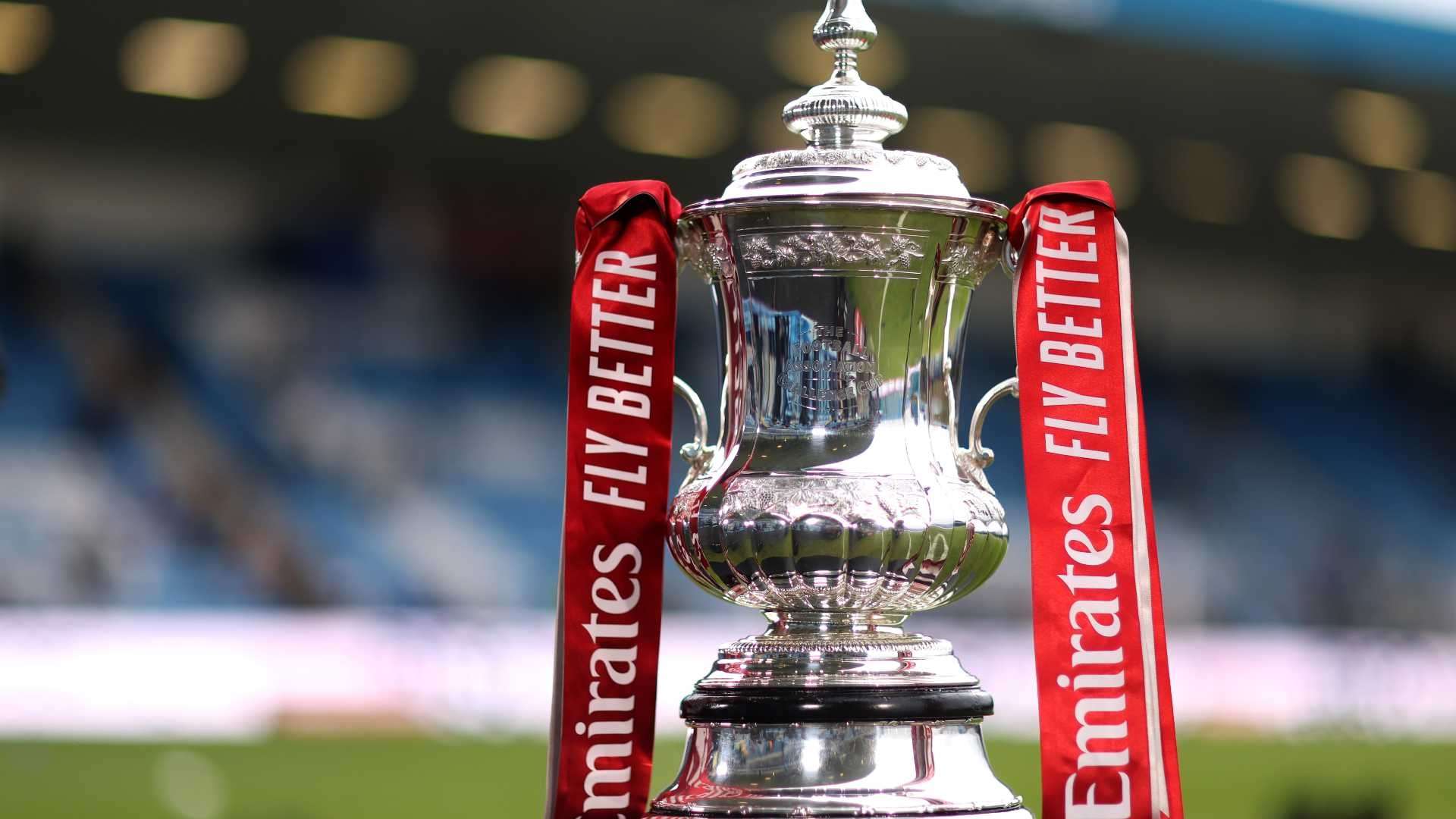 富的邊後衛 富的邊後衛